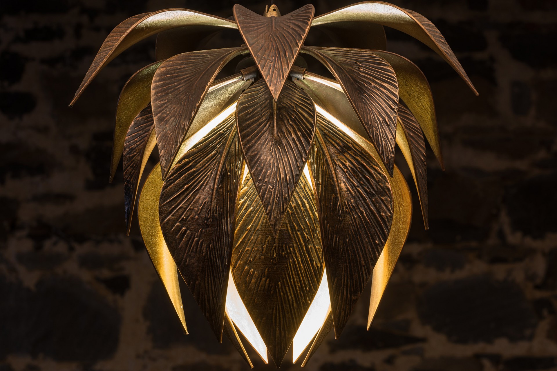 AVB Lotus Pendant Full